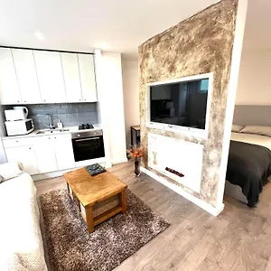  Apartment Modern With Free Wifi